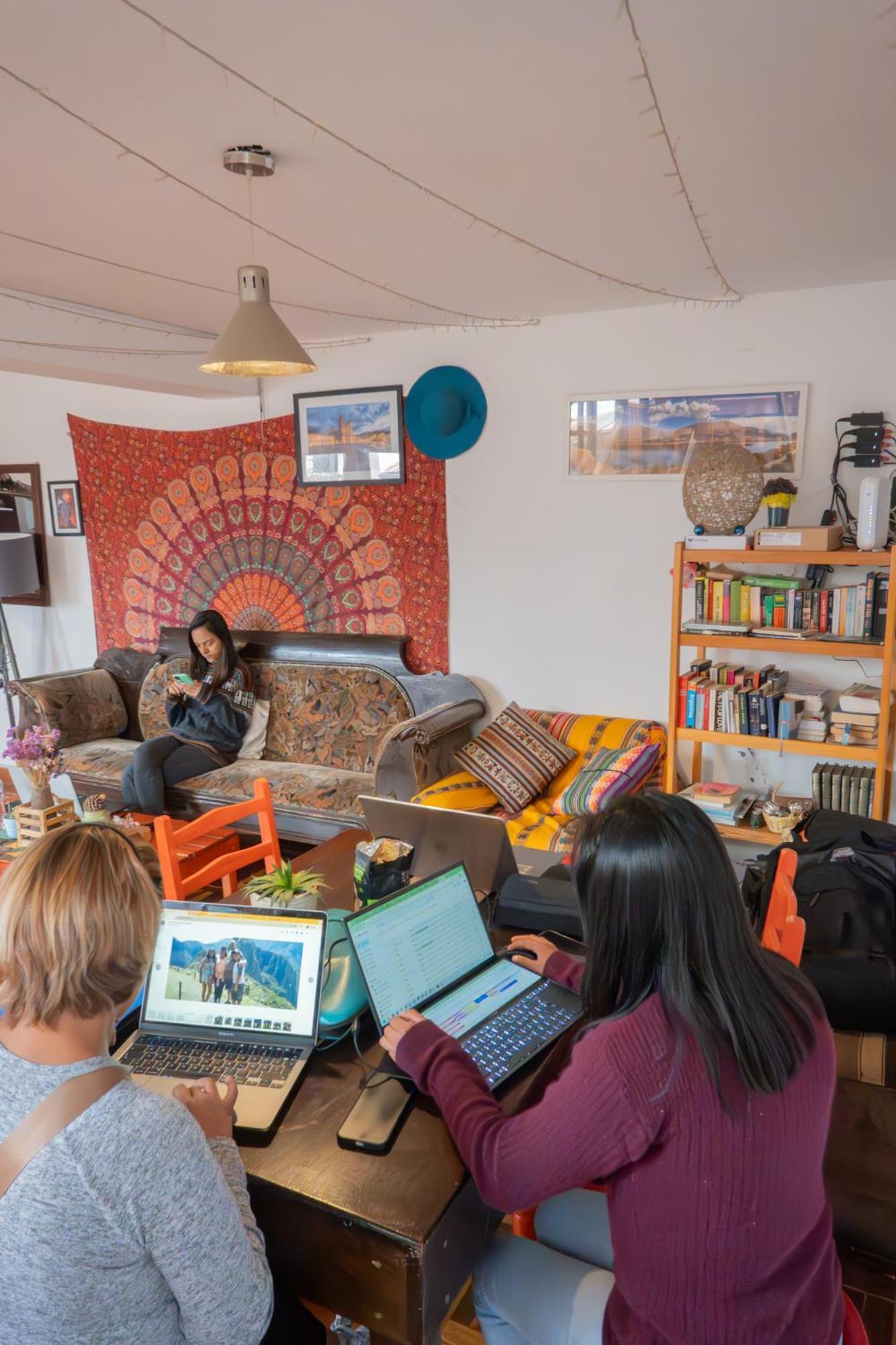 Native Soul Guesthouse Cuzco Exterior photo